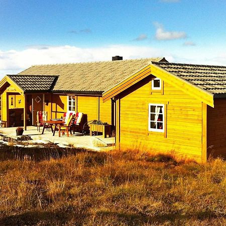Three-Bedroom Holiday Home In Dyrvik Tuvnes Bagian luar foto